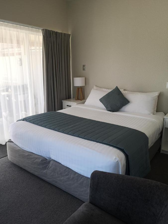 טאירואה Paku Lodge Resort מראה חיצוני תמונה