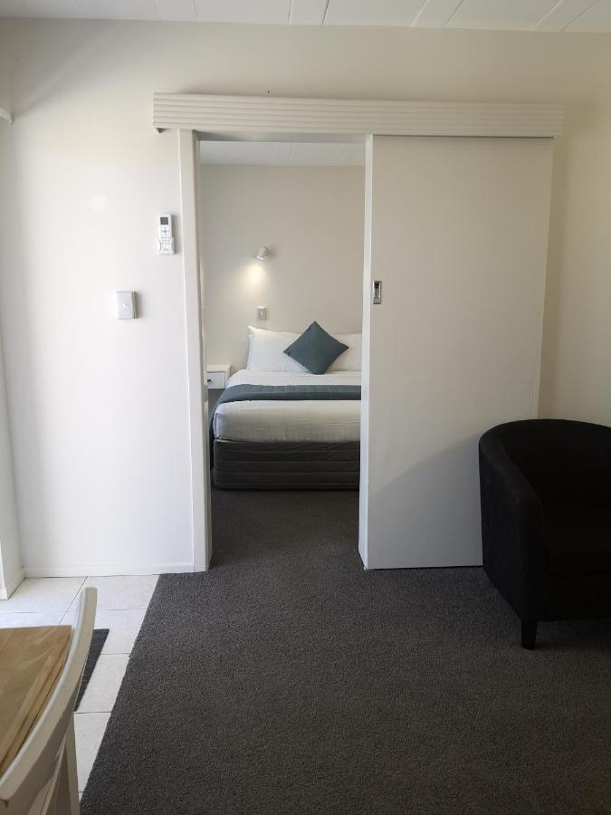טאירואה Paku Lodge Resort מראה חיצוני תמונה